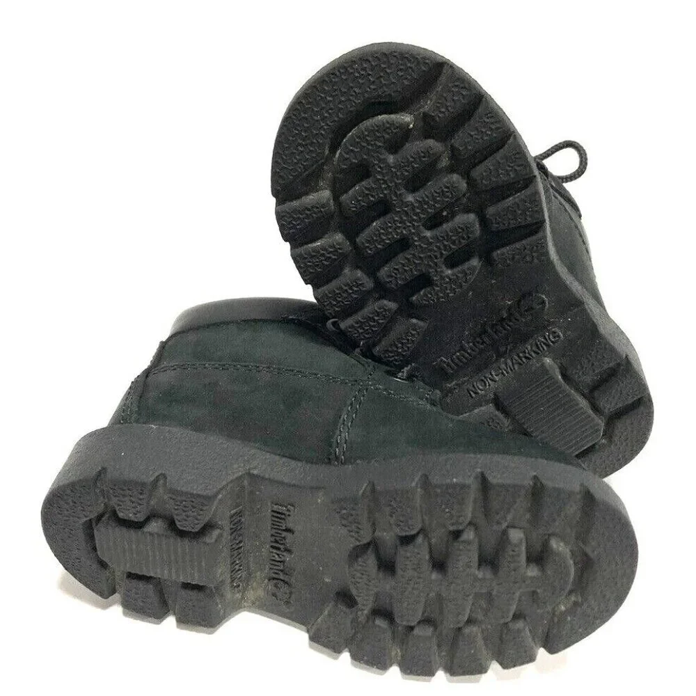 Timberland Toddlers' Classic Chukka Boots Black, Boys' Size 4.5M